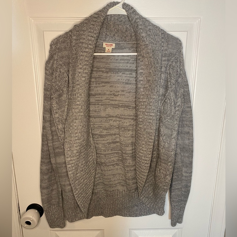 Mossimo Women’s Size Medium Sweater